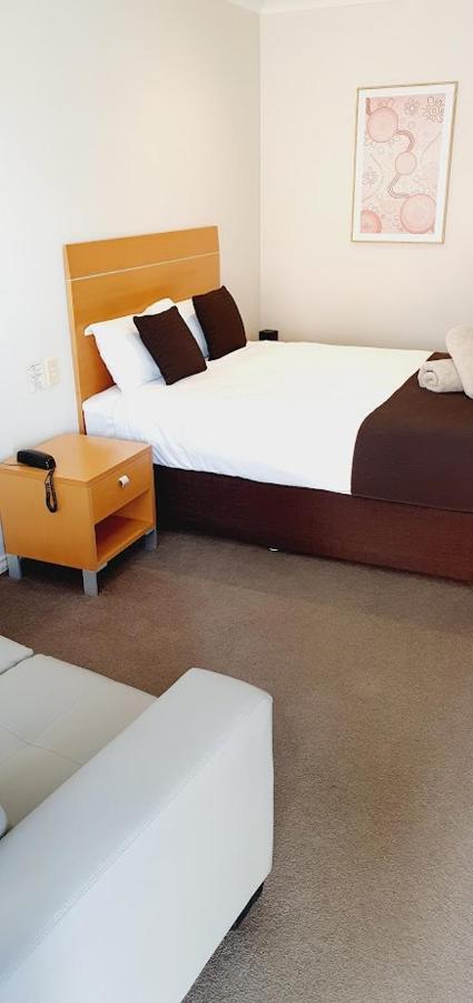 بينديجو Golden Reef Motor Inn المظهر الخارجي الصورة
