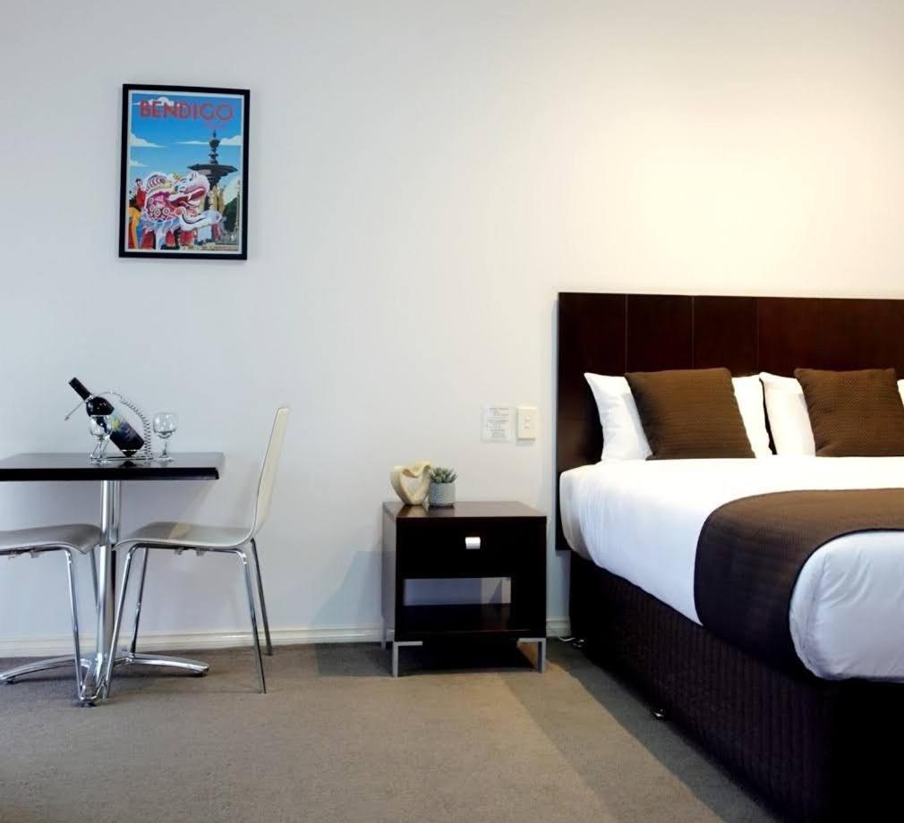 بينديجو Golden Reef Motor Inn المظهر الخارجي الصورة