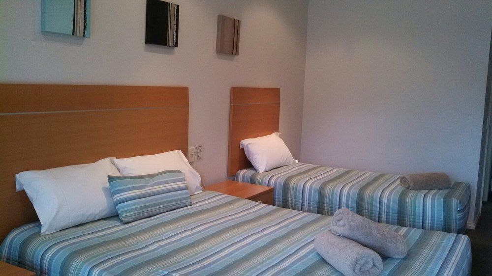بينديجو Golden Reef Motor Inn المظهر الخارجي الصورة